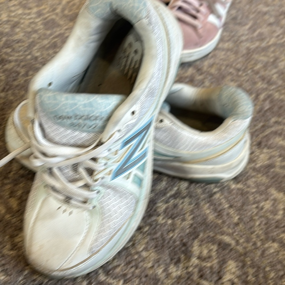 New Balance Womens 847 V2 WW847WT2 White Running Shoes Lace Up Size 8